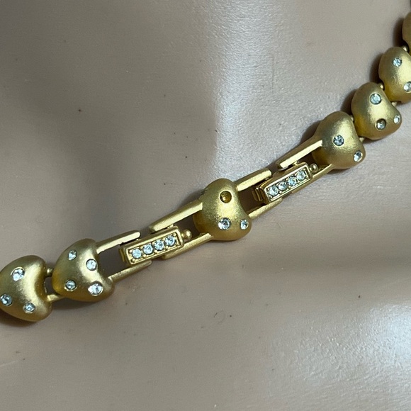 Stunning Vintage Swarovski  Hearts Choker Necklace Missing Two Crystal - Picture 3 of 12